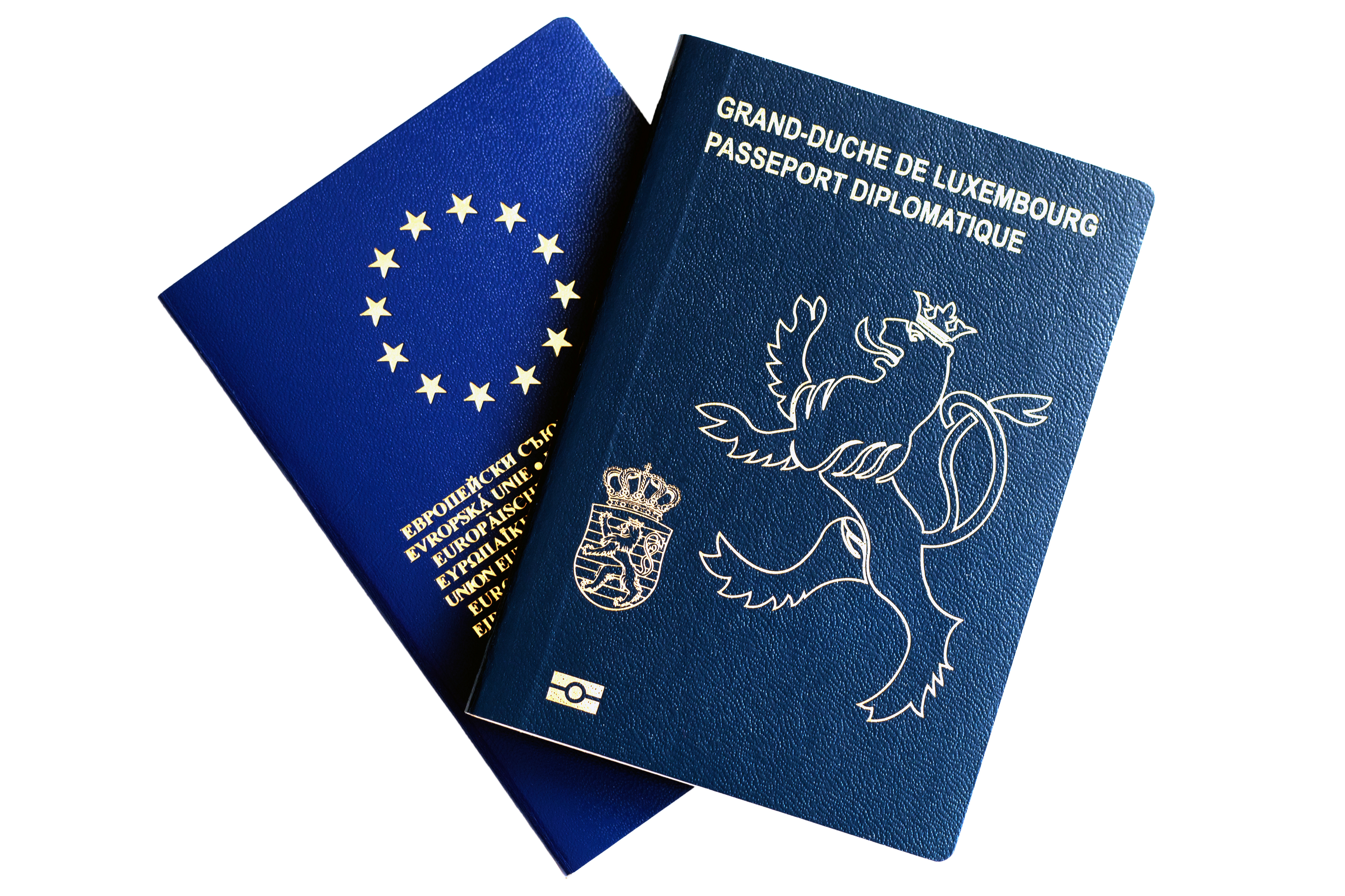 Паспорт Люксембурга, гражданство которого могут получить иностранцы