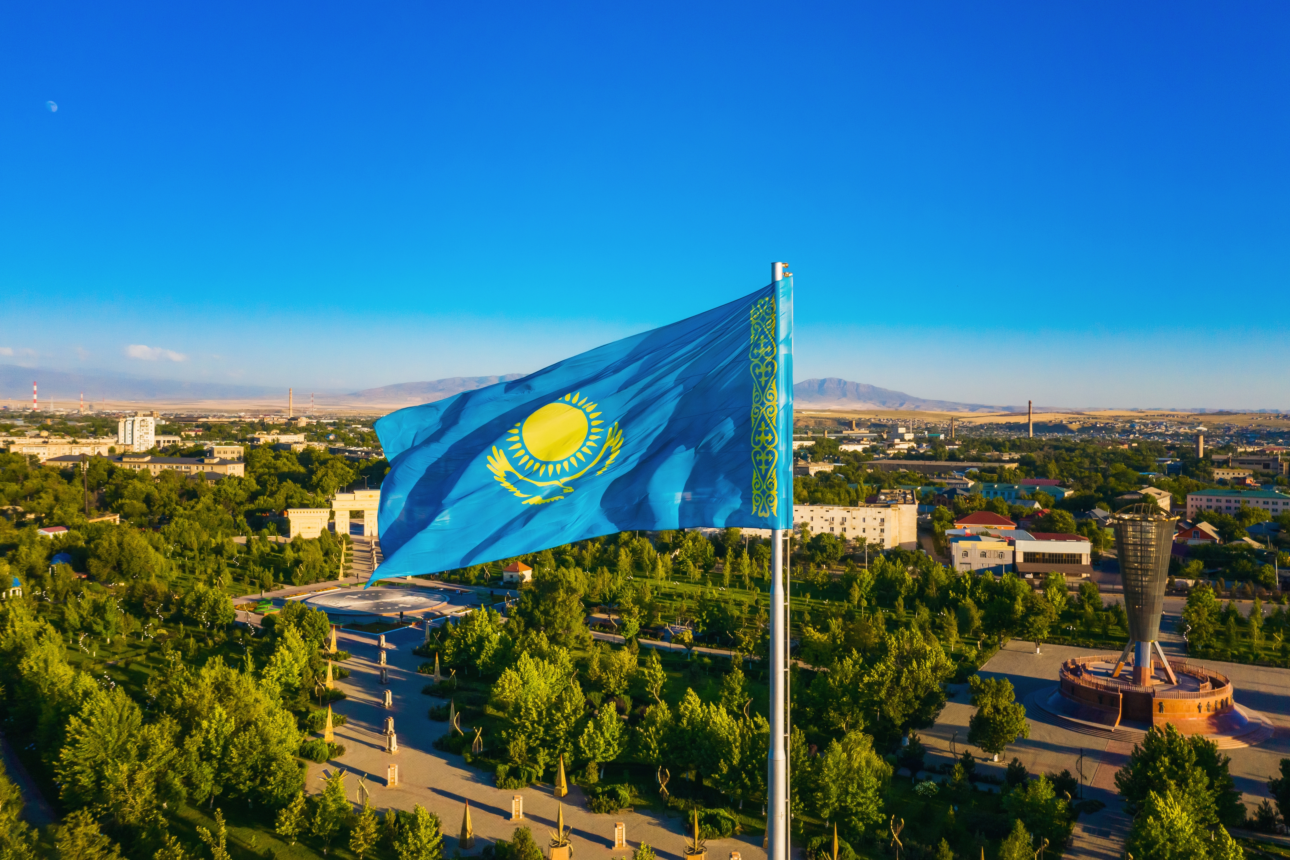 Как получить ВНЖ Казахстана
