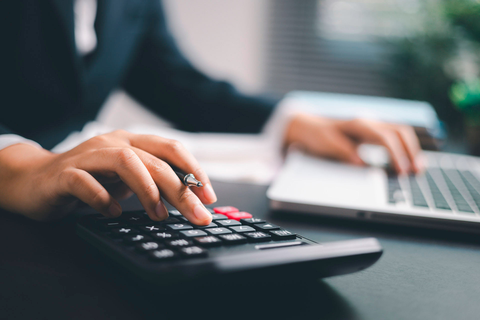 Мужчина получил вид на жительство в Нидерландах на основании ведения бизнеса